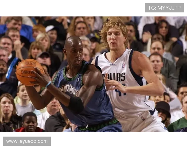 加内特投篮选择转变拉开内线空间助球队提升整体进攻效率