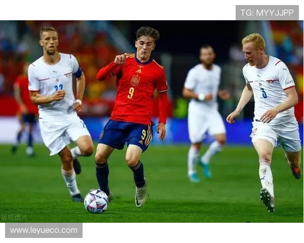 球压规则解读：何时算控球方犯规最易被忽视？