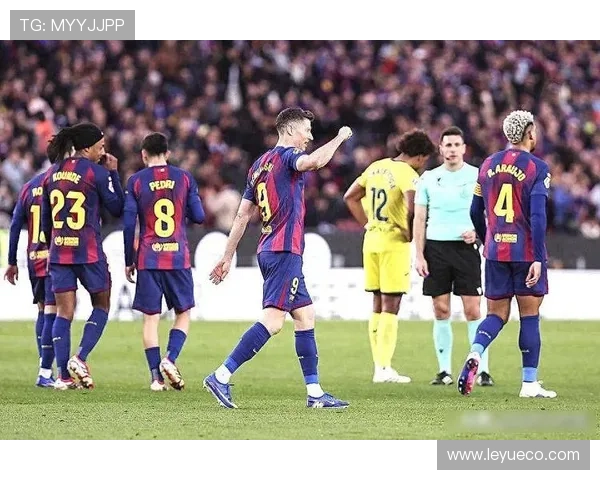 巴萨后防线持续波动，对联赛争冠稳定性产生阶段性影响