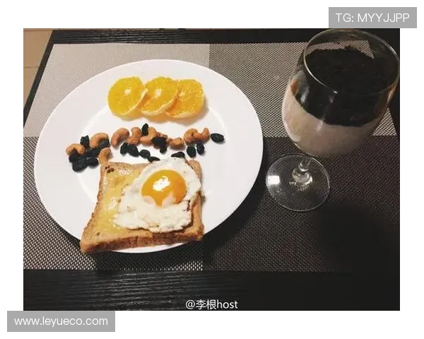 陈艺文朋友圈从没晒过奢侈品，这次抢镜的居然是他的早餐？？